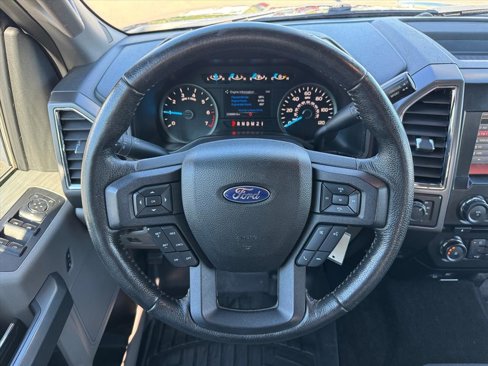 Used 2015 Ford F150 XLT w/ Equipment Group 302A Luxury image 9
