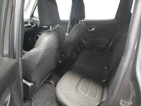 Used 2020 Jeep Renegade Latitude image 30