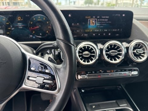 Certified 2022 Mercedes-Benz GLA 250 image 4