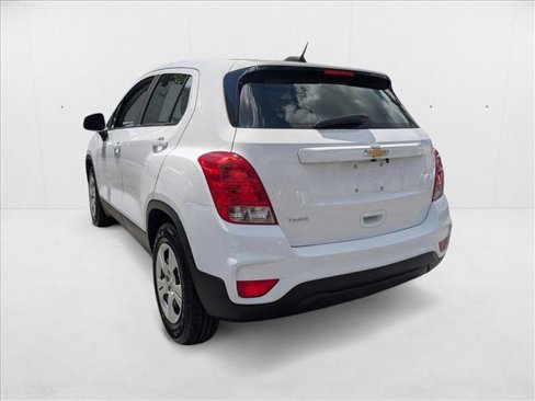 Used 2018 Chevrolet Trax LS image 8
