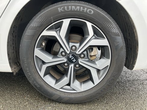 Used 2021 Kia Forte LXS image 5