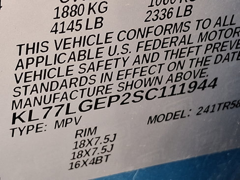 Certified 2025 Chevrolet Trax RS w/ Driver Confidence Package image 27