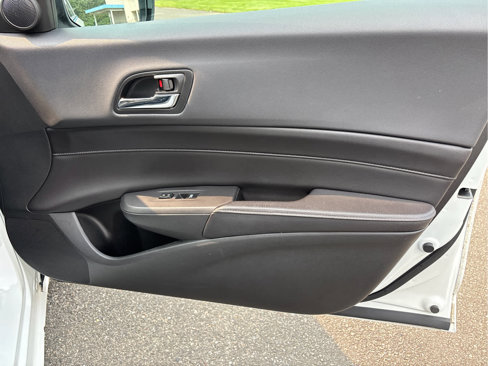 Used 2017 Acura ILX image 26