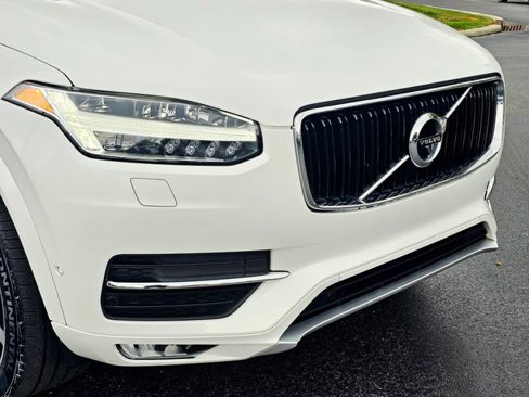 Used 2018 Volvo XC90 T6 Momentum w/ Convenience Package image 3