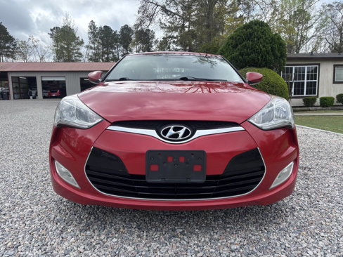 Used 2013 Hyundai Veloster w/ Style Pkg image 3
