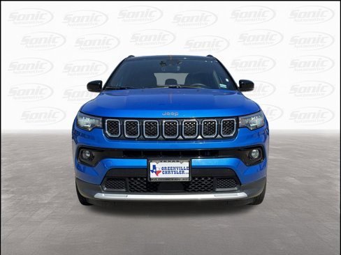 Used 2023 Jeep Compass Limited image 5