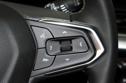 New 2025 Chevrolet Trax LT w/ Driver Confidence Package image 13