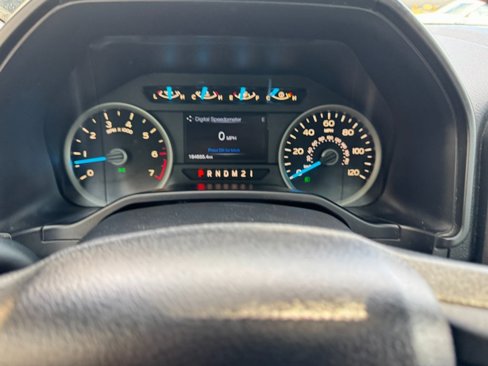 Used 2016 Ford F150 XLT w/ Equipment Group 302A Luxury image 18