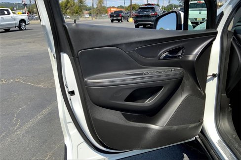 Used 2019 Buick Encore Preferred image 24