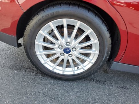 Used 2013 Ford C-MAX SE image 11