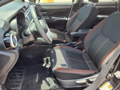 Used 2021 Nissan Versa SR image 20