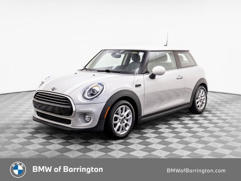 Used 2019 MINI Cooper 2-Door Hardtop w/ Signature Upholstery Package image 1
