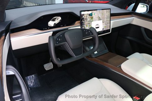 Used 2023 Tesla Model X image 19