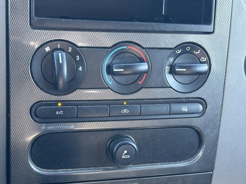 Used 2005 Ford F150 FX4 image 7