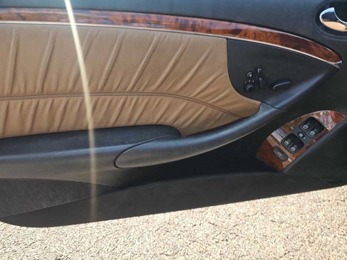 Used 2009 Mercedes-Benz CLK 350 Cabriolet image 11