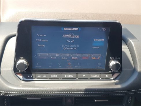 Used 2021 Nissan Rogue S image 4