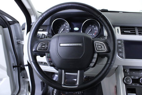 Used 2015 Land Rover Range Rover Evoque Pure Plus image 20