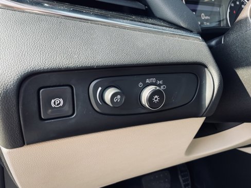 Used 2021 Buick Enclave Essence w/ Sound and Sites Package image 10