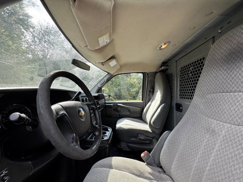 Used 2012 Chevrolet Express 1500 image 13