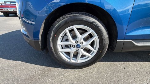 Used 2022 Ford Edge SEL image 10