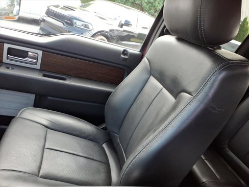 Used 2014 Ford F150 Lariat w/ Lariat Chrome Package image 21