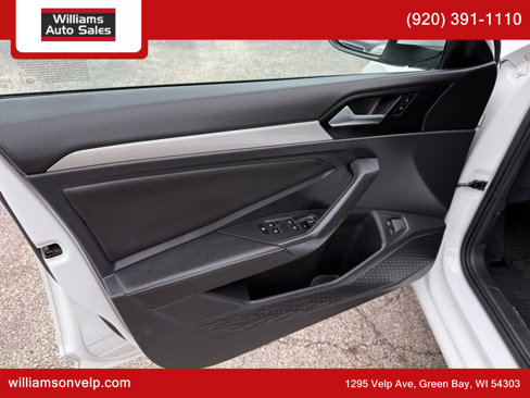 Used 2022 Volkswagen Jetta S image 10