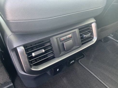 Used 2022 Ford F150 Lariat w/ Equipment Group 502A High image 27