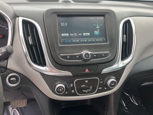 Used 2018 Chevrolet Equinox LS image 26