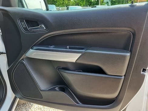 Used 2020 Chevrolet Colorado LT w/ LT Convenience Package image 22