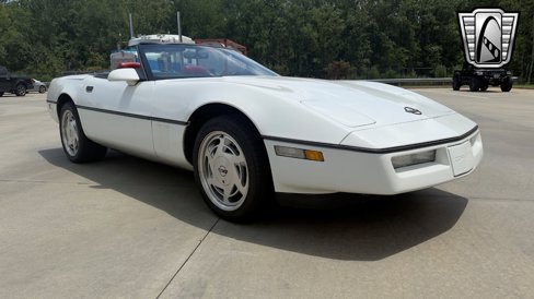 Used 1989 Chevrolet Corvette Convertible image 6