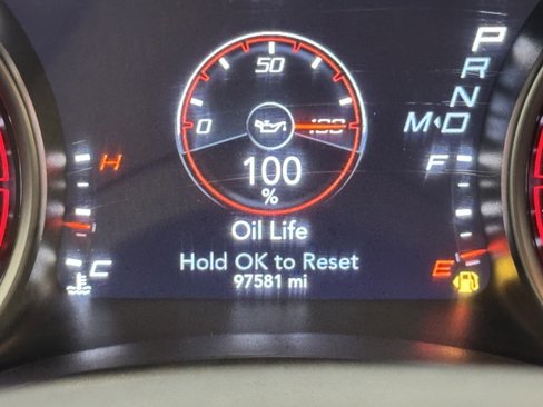 Used 2016 Dodge Charger SE image 9