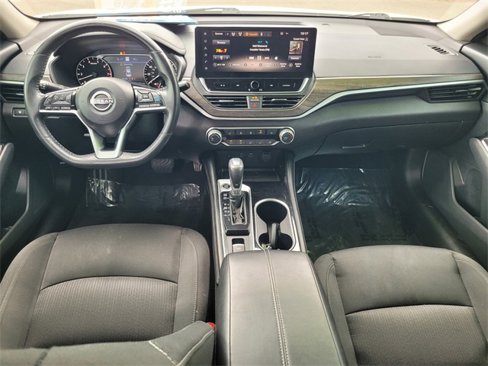Used 2023 Nissan Altima 2.5 SV w/ SV Premium Package image 16