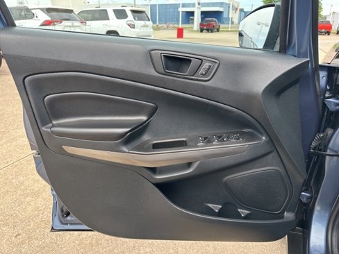 Used 2021 Ford EcoSport SES w/ Interior Protection Package image 8
