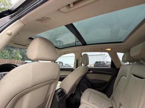 Used 2015 Audi Q5 2.0T Premium Plus w/ Technology Package image 14