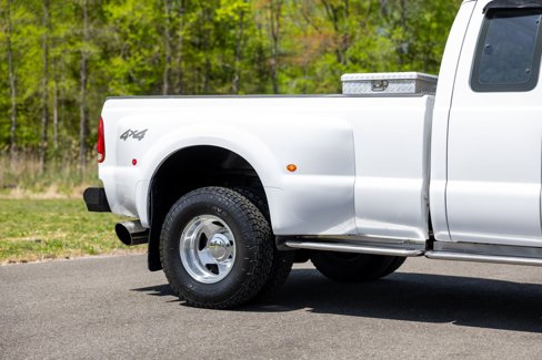 Used 2000 Ford F350 Lariat image 10