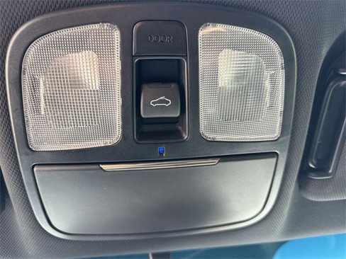 Used 2016 Hyundai Genesis Coupe 3.8 image 16