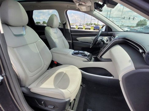 Used 2022 Hyundai Tucson Limited image 14