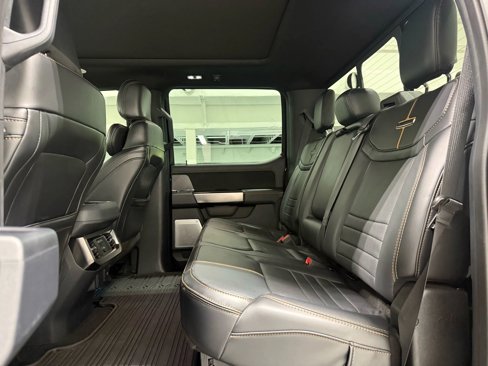Used 2023 Ford F250 Platinum image 47