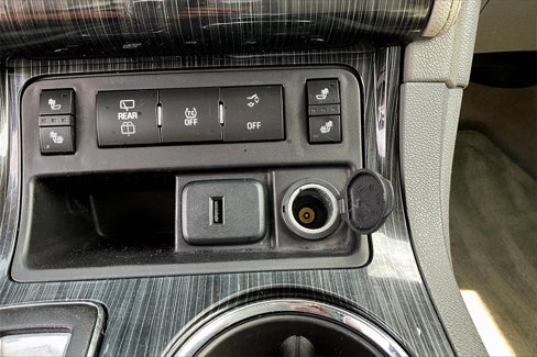 Used 2015 Chevrolet Traverse LT image 22