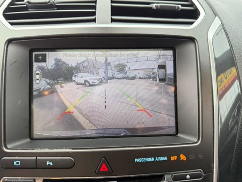 Used 2017 Ford Explorer Sport w/ Equipment Group 401A image 18