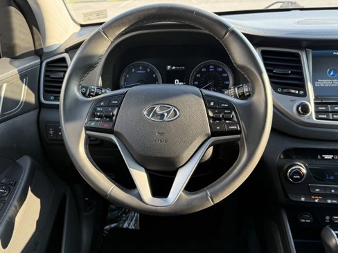 Used 2016 Hyundai Tucson Limited w/ Option Group 03 image 25