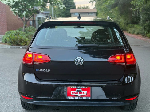 Used 2016 Volkswagen e-Golf SEL Premium w/ Driver Assistance Package image 7