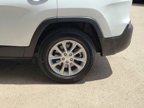 Used 2022 Jeep Cherokee Latitude Lux image 8