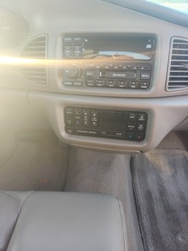Used 2000 Buick Century Limited w/ 2000 Special Edition Pkg image 14