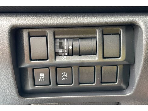 Used 2023 Subaru Crosstrek 2.0i Premium image 39