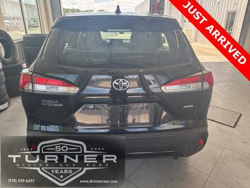 Used 2022 Toyota Corolla Cross L image 5
