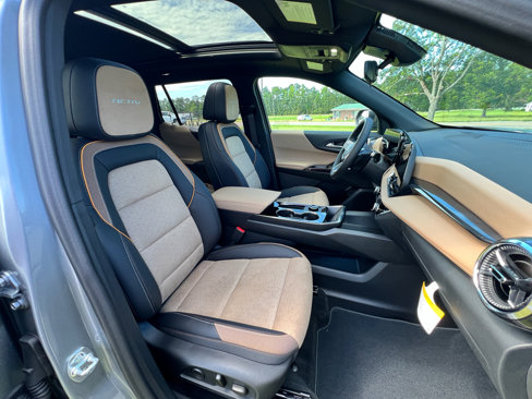 New 2026 Chevrolet Equinox ACTIV w/ Convenience Package III image 10