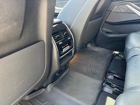 Used 2020 BMW X7 xDrive40i w/ Premium Package image 18