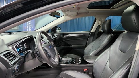 Used 2016 Ford Fusion Titanium image 7