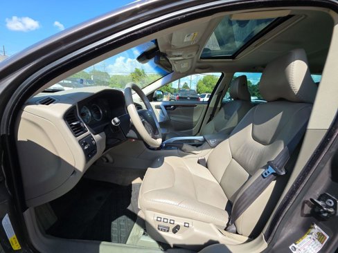 Used 2007 Volvo XC70 image 3